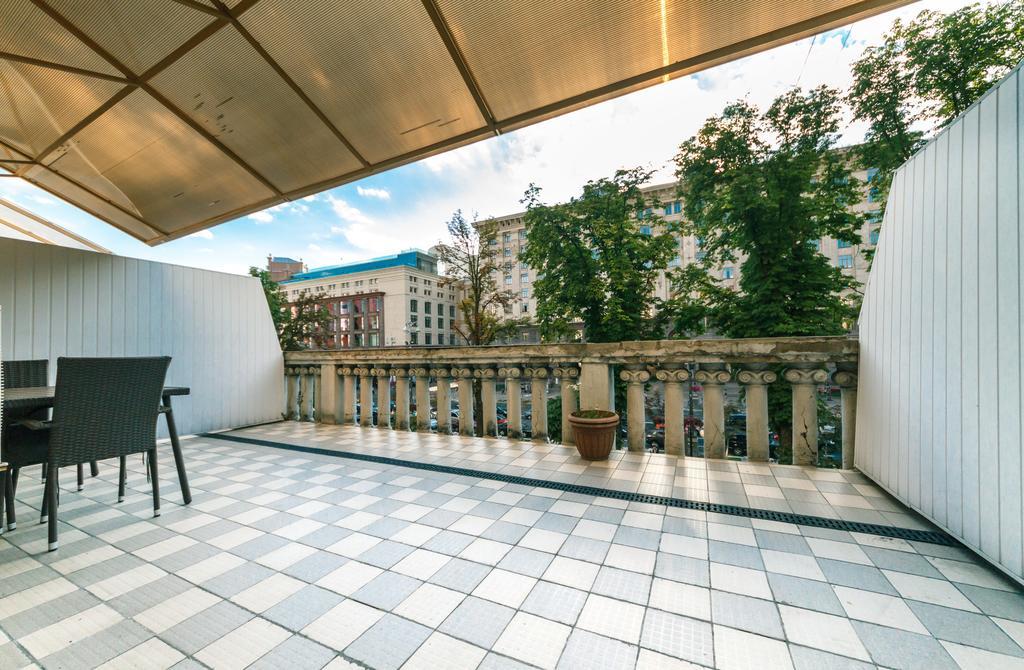 Kreschatik 21 With Terrace 2Br Kiev Buitenkant foto