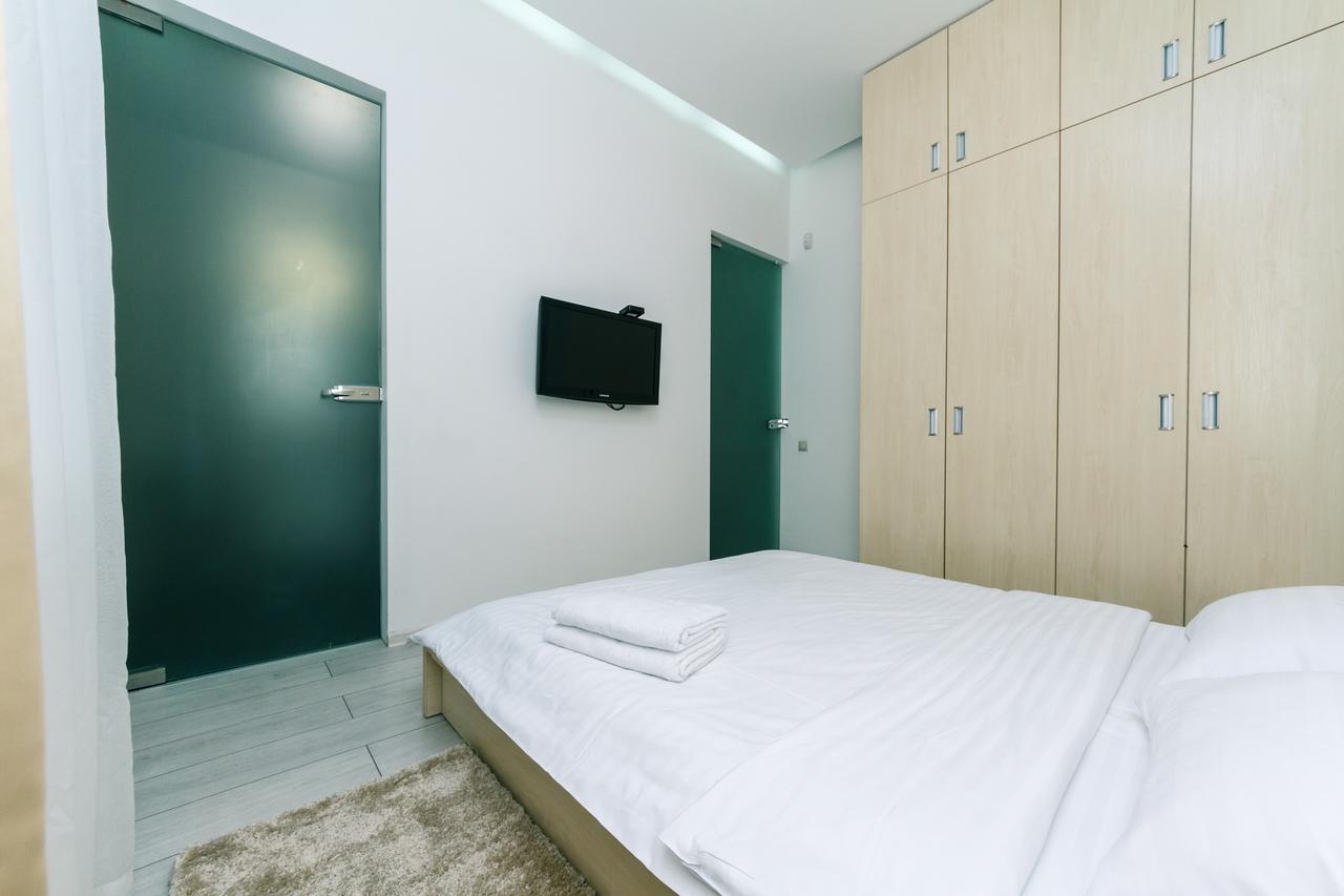Kreschatik 21 With Terrace 2Br Kiev Buitenkant foto